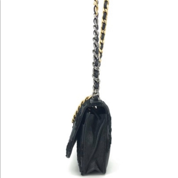 FULL SET - CHANEL 19 WOC Black Calfskin & Crochet Shoulder Bag w/ Ruthenium HW - Picture 14 of 16